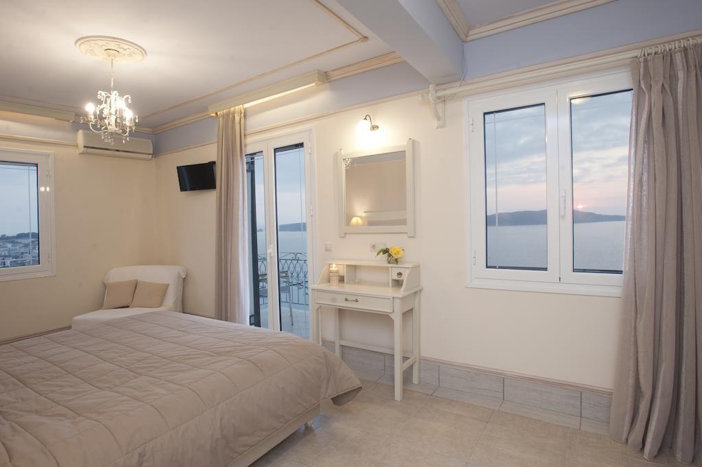 Tina'S House Aparthotel Пилос Стая снимка